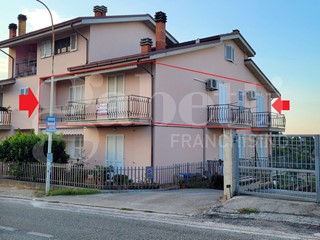 Quadrilocale in Vendita a Massignano, 215'000&euro;, 131 m², arredato, con Box
