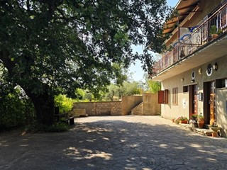 Quadrilocale in Vendita a Montecchio, 58'000&euro;, 86 m²