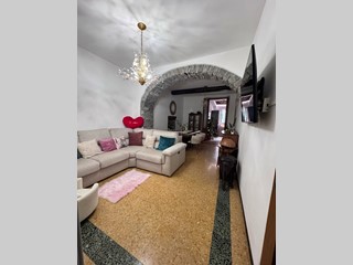 Monolocale in Affitto a Borzonasca, 450&euro;, 60 m²