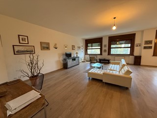 Quadrilocale in Vendita a La Spezia, zona Centro cittÃ, 430'000&euro;, 157 m²
