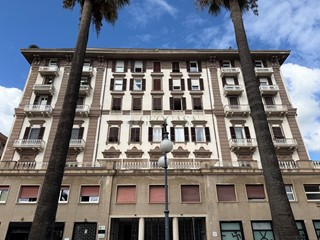 Quadrilocale in Vendita a La Spezia, zona Centro cittÃ, 415'000&euro;, 157 m²