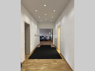 Appartamento in Vendita a Livorno, zona calzabigi, 480'000&euro;, 165 m²