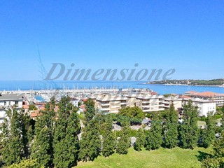 Appartamento in Vendita a Rosignano Marittimo, zona Rosignano Solvay, 179'000&euro;, 100 m², con Box