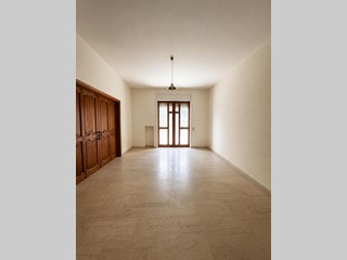 Appartamento in Vendita a Lecce, 375'000&euro;, 175 m², con Box