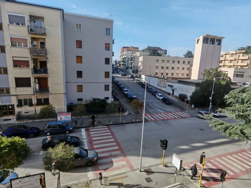 Quadrilocale in Vendita a Benevento, 135'000&euro;, 90 m²