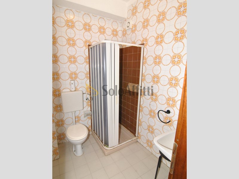 Appartamento in Affitto a Livorno, zona Calzabigi, Mameli, 1'000&euro;, 100 m²