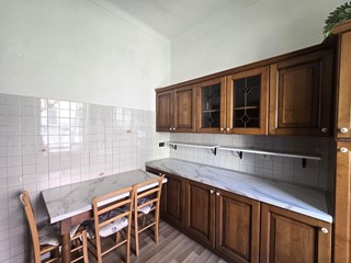 Appartamento in Vendita a Ventimiglia, zona Marina San Giuseppe, 220'000&euro;, 90 m²