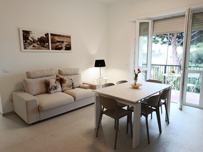 Trilocale in Affitto a Rosignano Marittimo, zona Castiglioncello, 750&euro;, 65 m², arredato