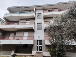 Appartamento in Vendita a Calcio, 53'475&euro;, 83 m², con Box