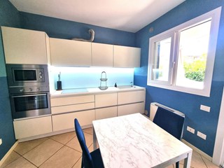 Appartamento in Vendita a Viareggio, 587'000&euro;, 130 m², arredato