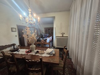 Appartamento in Vendita a Siena, 390'000&euro;, 189 m², arredato