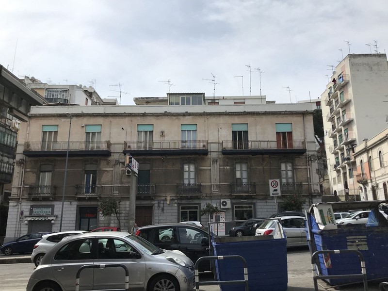 Trilocale in Vendita a Messina, 115'000&euro;, 105 m²
