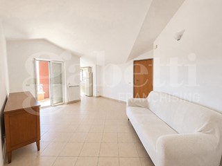 Trilocale in Vendita a Tortoreto, 140'000&euro;, 69 m²