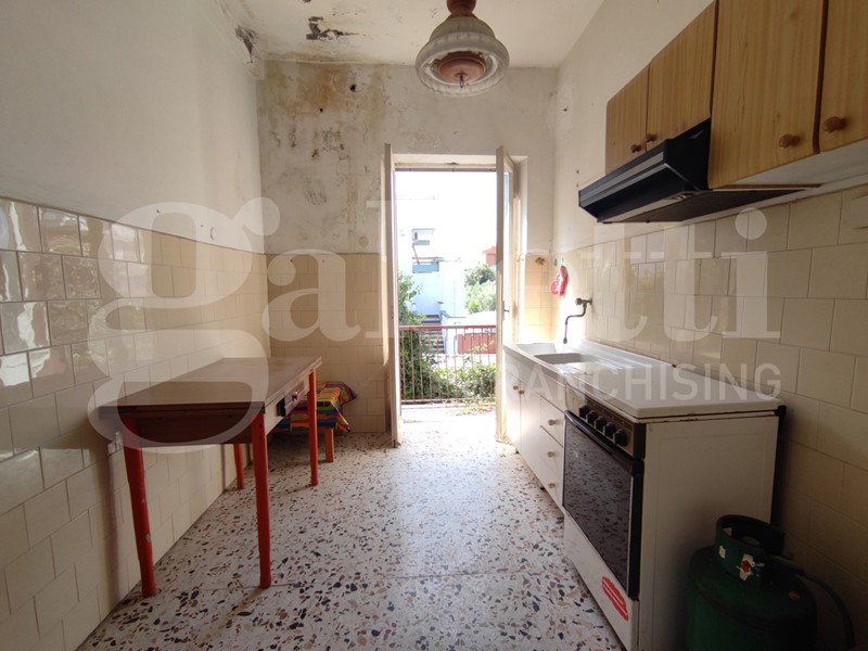 Trilocale in Vendita a Anzio, 49'000&euro;, 80 m²