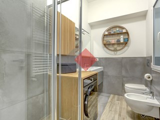 Trilocale in Vendita a Roma, 290'000&euro;, 90 m²