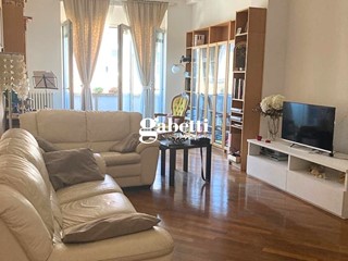 Appartamento in Vendita a Rimini, 375'000&euro;, 145 m²