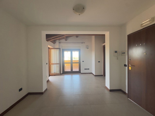Attico in Affitto a Bastia Umbra, 700&euro;, 75 m², arredato