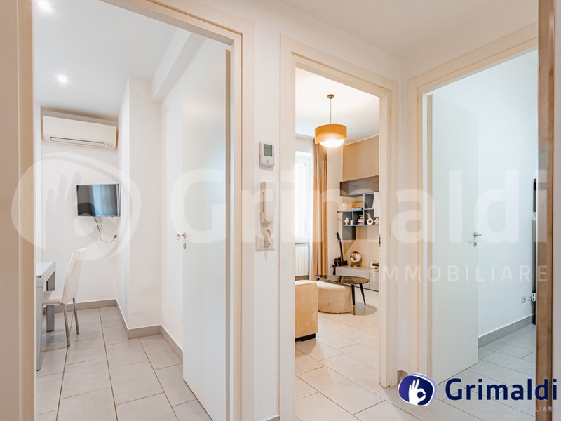 Trilocale in Vendita a Roma, 270'000&euro;, 79 m²
