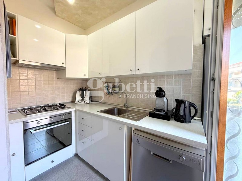 Quadrilocale in Vendita a Termoli, 119'000&euro;, 69 m², arredato, con Box