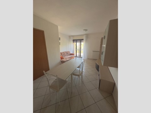 Bilocale in Affitto a Bastia Umbra, 500&euro;, 50 m², arredato