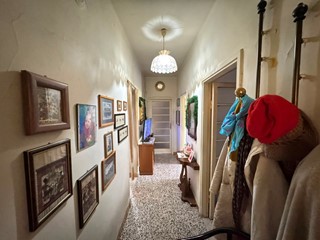 Quadrilocale in Vendita a Rovato, 125'000&euro;, 110 m²