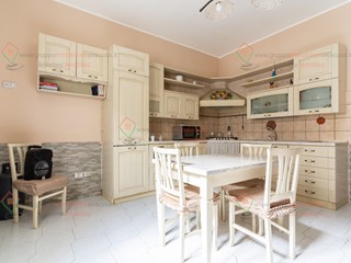 Trilocale in Vendita a Priolo Gargallo, 58'000&euro;, 70 m²
