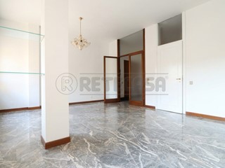 Appartamento in Vendita a Vicenza, 135'000&euro;, 134 m², con Box