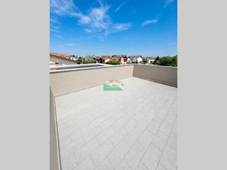Appartamento in Vendita a Ravenna, 480'000&euro;, 155 m², con Box