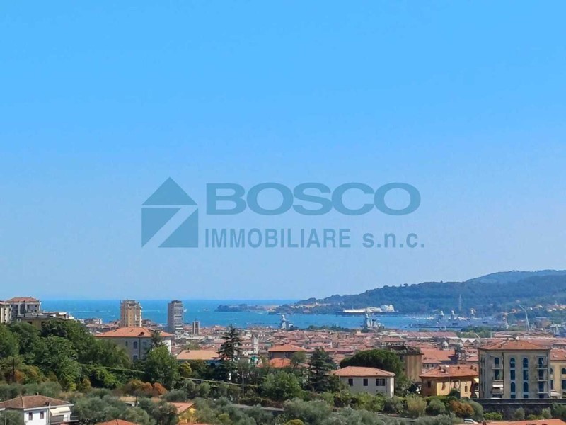 Trilocale in Vendita a La Spezia, 175'000&euro;, 61 m², arredato