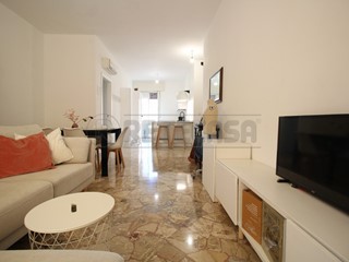 Appartamento in Vendita a Vicenza, 170'000&euro;, 127 m², con Box