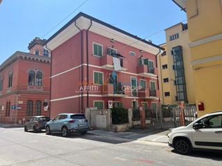 Appartamento in Vendita a Carrara, 195'000&euro;, 100 m², arredato