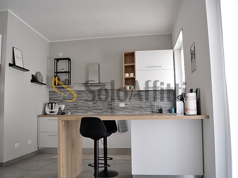 Trilocale in Affitto a Settimo Torinese, zona Centrale, 900&euro;, 86 m², con Box