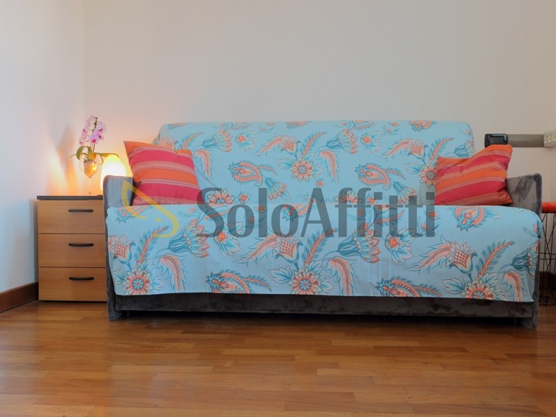 Monolocale in Affitto a Cesano Maderno, 408&euro;, 35 m², arredato