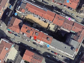 Attico in Vendita a Torino, 20'700&euro;, 47 m²