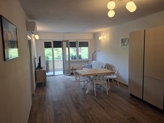Trilocale in Affitto a Pisa, zona Tirrenia, 750&euro;, 65 m², arredato