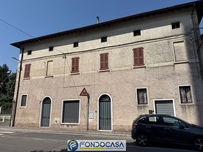 Attico in Vendita a Brandico, 35'000&euro;, 140 m²