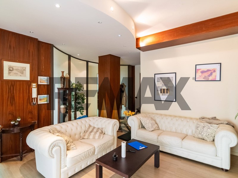 Trilocale in Vendita a Catania, 259'000&euro;, 104 m²
