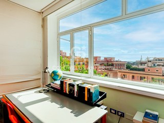 Bilocale in Vendita a Roma, 350'000&euro;, 60 m²