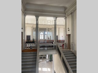 Appartamento in Vendita a Conegliano, 380'000&euro;, 150 m²