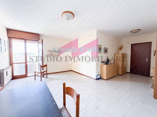 Quadrilocale in Vendita a Castelmassa, 56'000&euro;, 77 m²