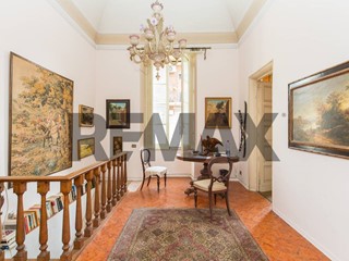 Appartamento in Vendita a Catania, 195'000&euro;, 171 m²