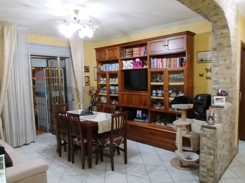 Quadrilocale in Vendita a Catania, 178'000&euro;, 100 m²