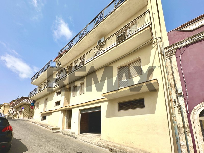 Appartamento in Vendita a Siracusa, 405'000&euro;, 850 m²