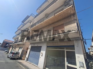 Appartamento in Vendita a Giardini Naxos, 109'000&euro;, 110 m²
