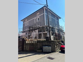 Bilocale in Vendita a Lecco, 240'000&euro;, 66 m²