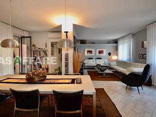 Trilocale in Vendita a Bergamo, 160'000&euro;, 124 m²