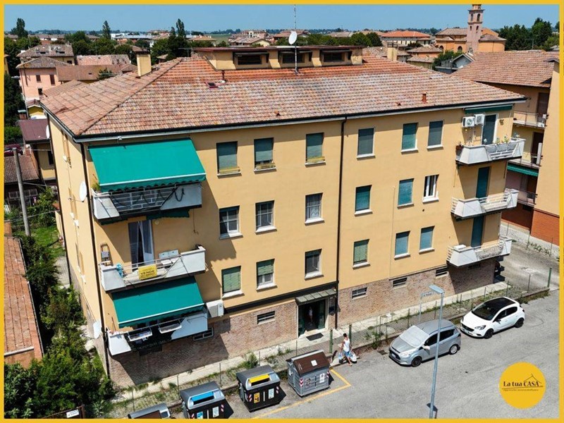 Appartamento in Vendita a Molinella, 120'000&euro;, 102 m²