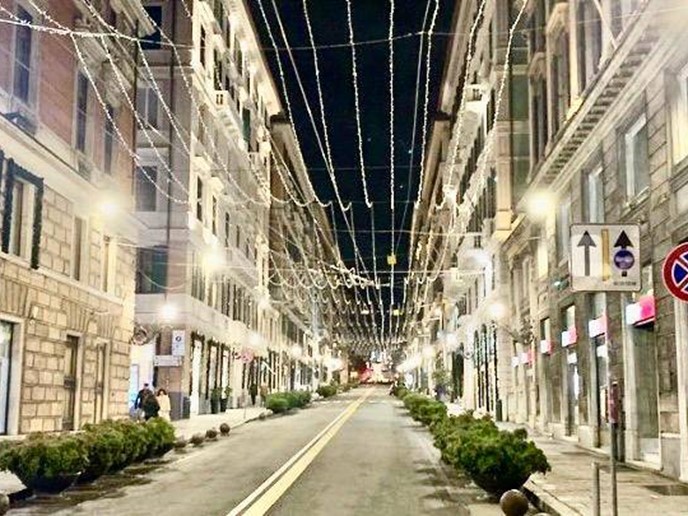 Trilocale in Affitto a Genova, 2'500&euro;, 250 m²