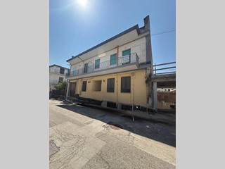Trilocale in Vendita a Marigliano, 105'000&euro;, 70 m²