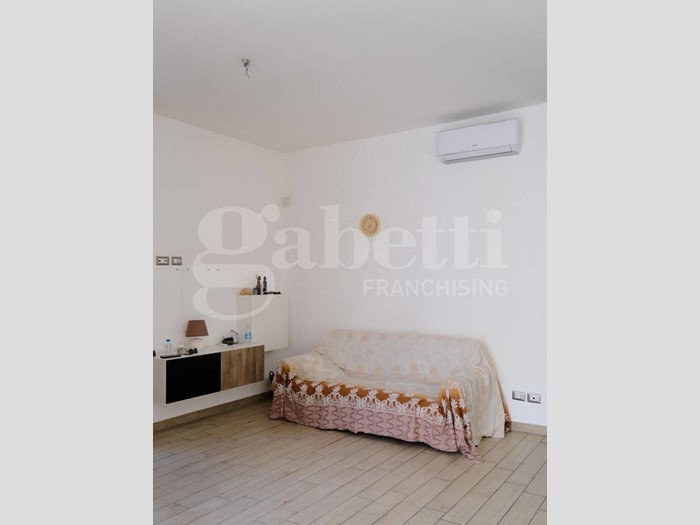 Attico in Vendita a Barletta, 185 m², arredato